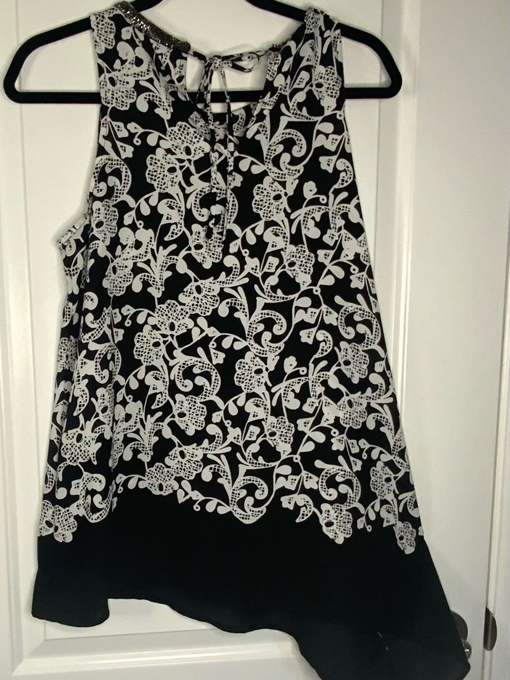 Alfani Sleeveless Black & White Floral Lace-Print Swing Top Women’s Size 6